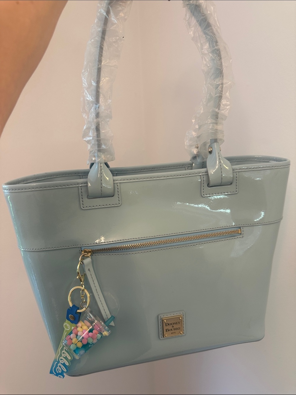 Dooney & Bourke NWT Beacon Patent leather tote light blue, reg card + dusty